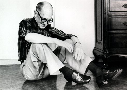 Carlos Drummond de Andrade – Destruição