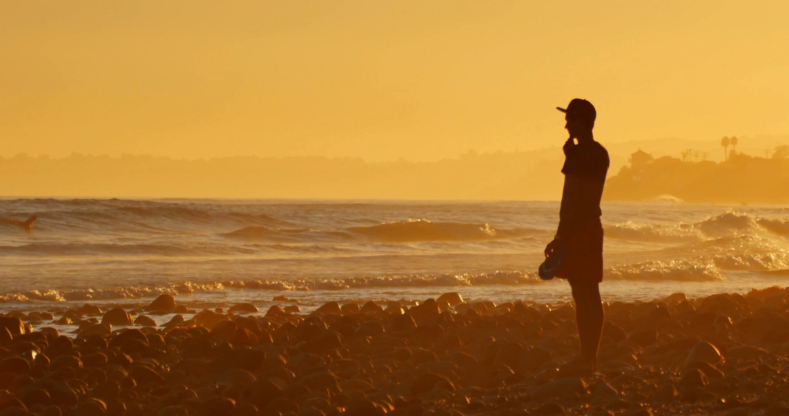 Israel Zangwill – [Um dia, estando entre nós dois o Atlântico]