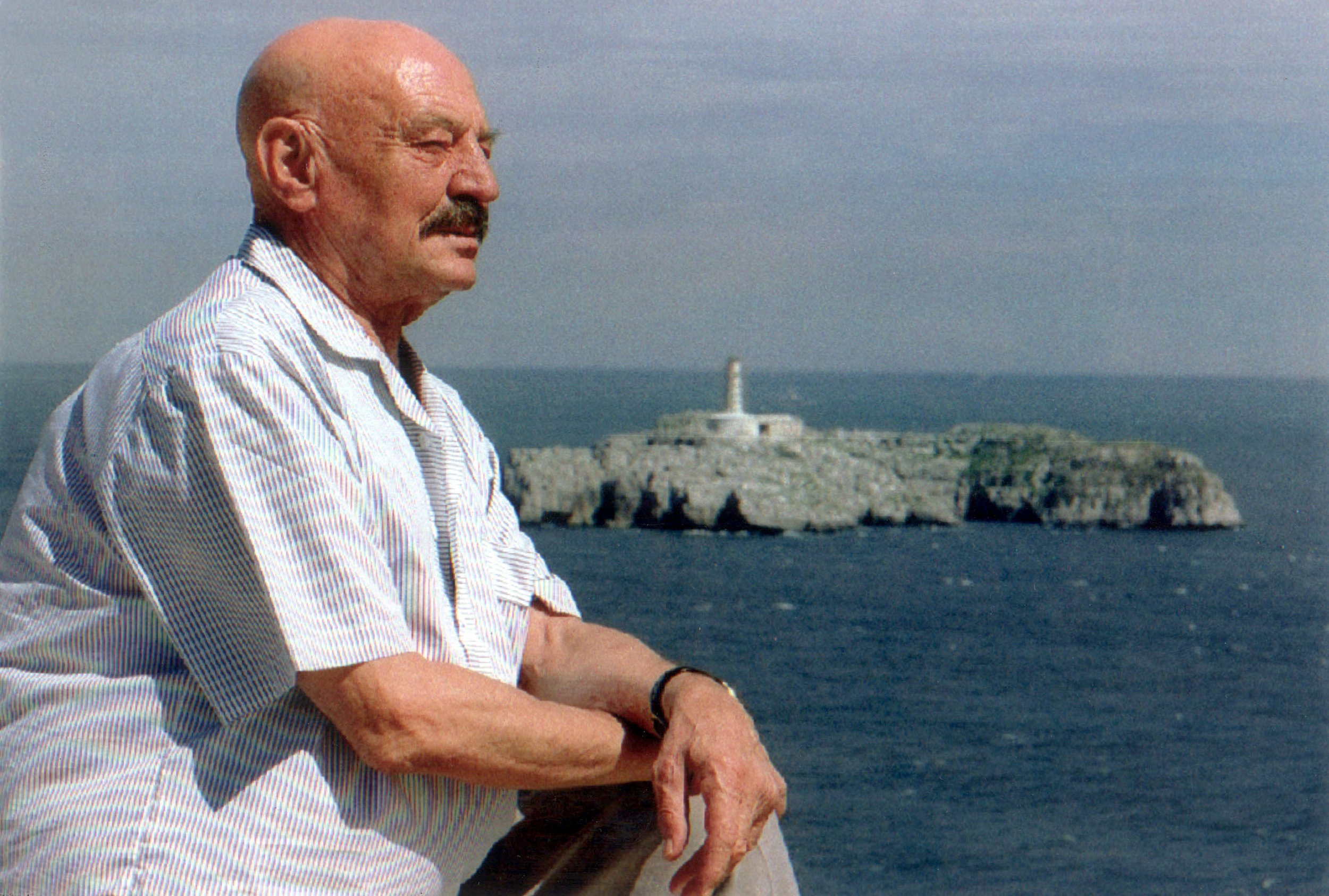 José Hierro – Réquiem