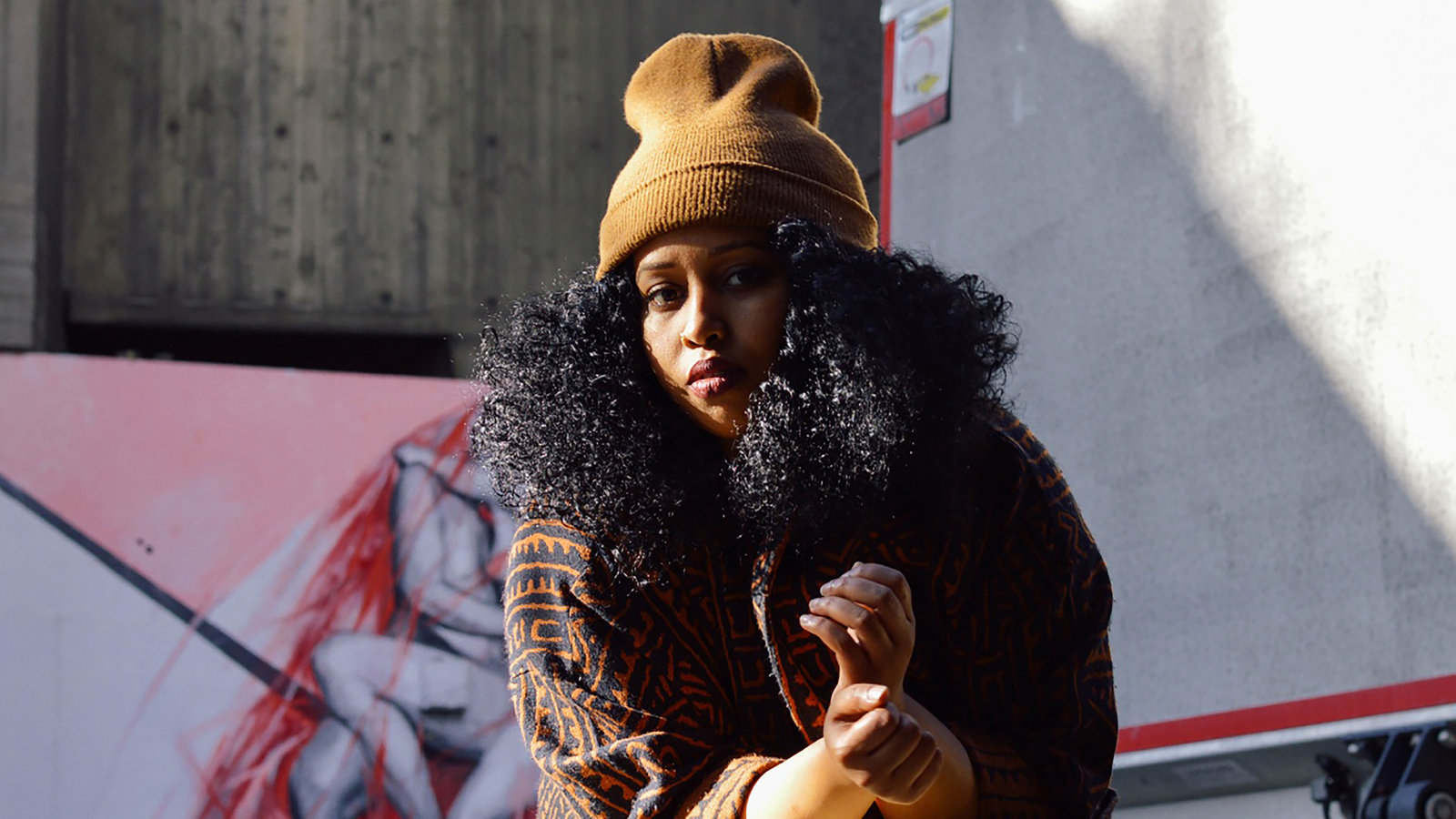 Warsan Shire – para mulheres que são ‘difíceis’ de amar