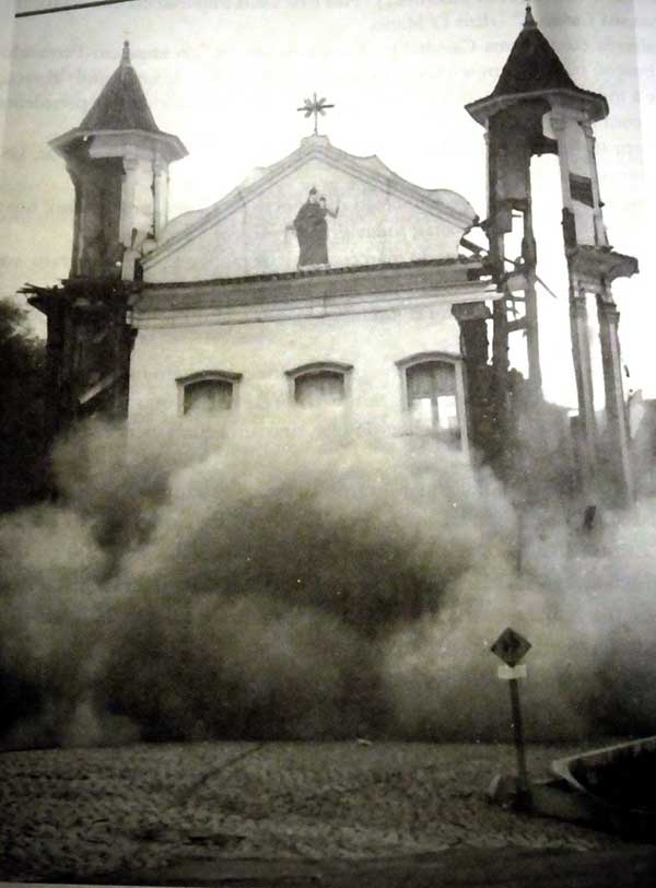 Carlos Drummond de Andrade – Relógio do Rosário