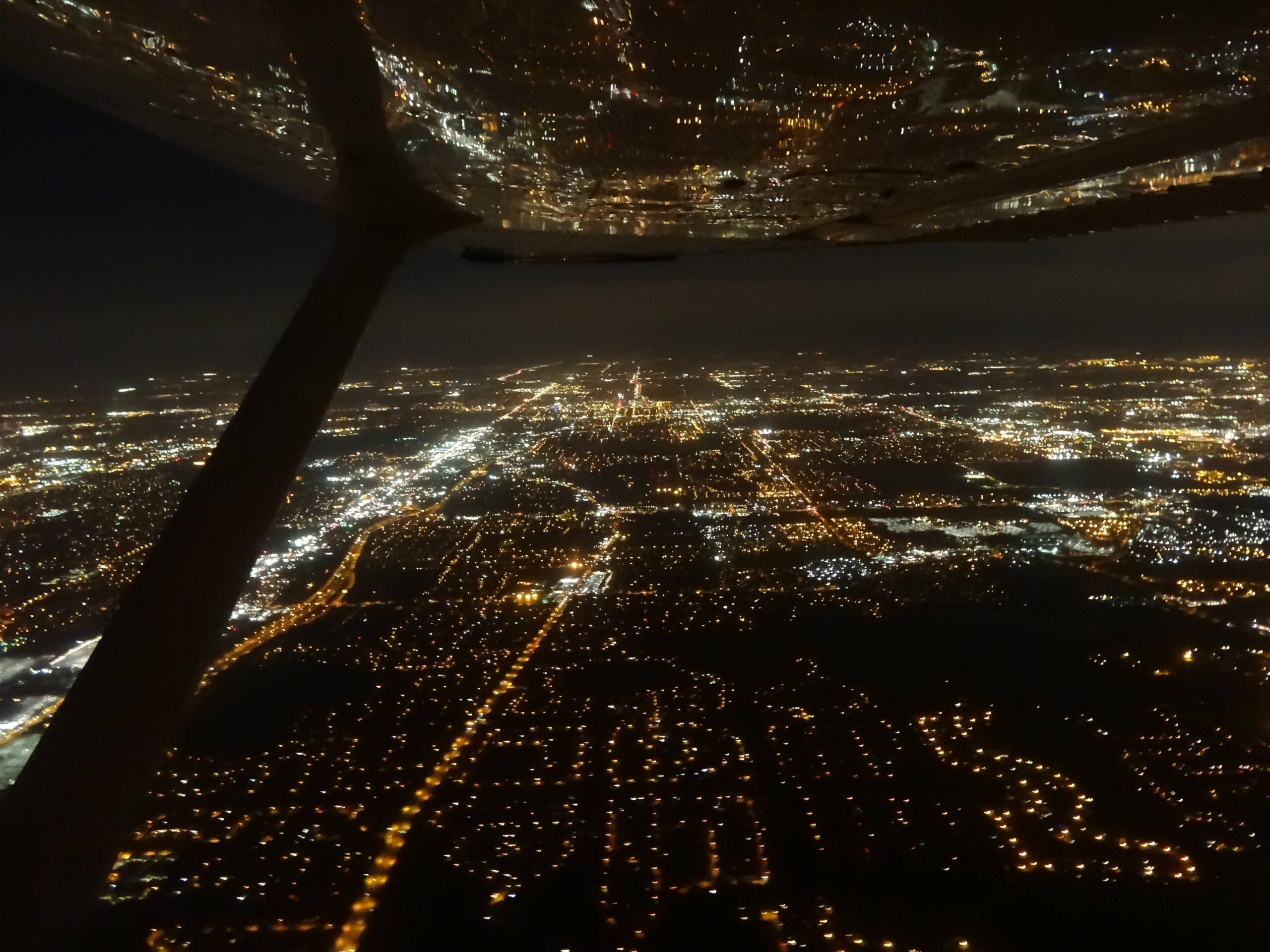 Ted Kooser – Voo noturno