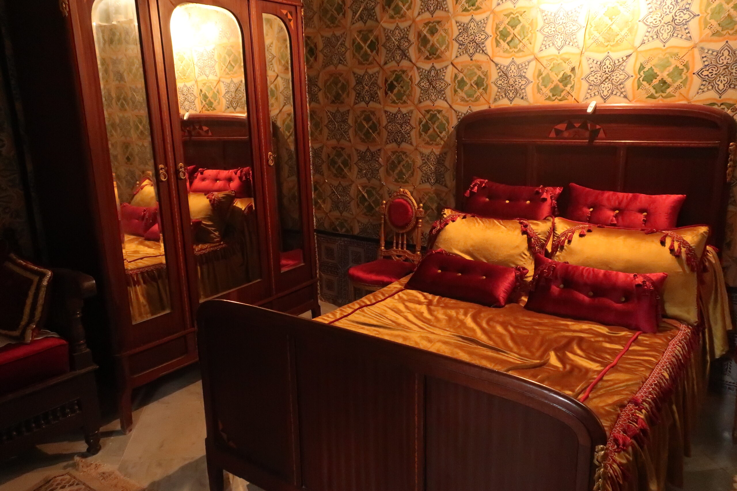 Eiléan Ní Chuilleanáin – O quarto de um cavalheiro