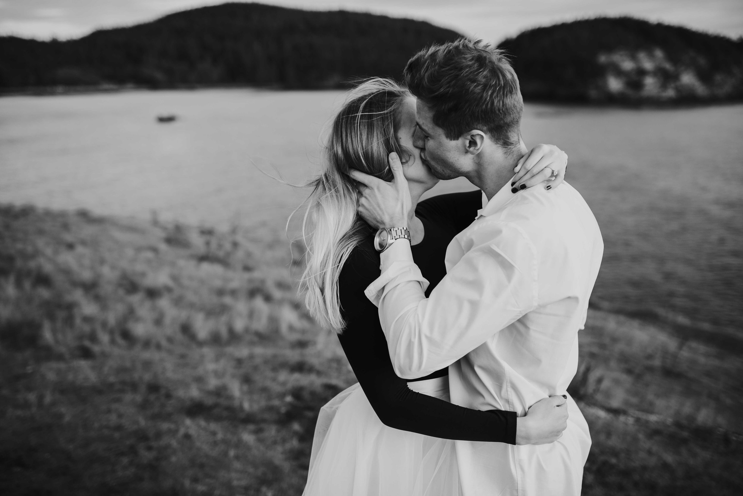 Rui Caeiro – [Fica e é só o que fica]